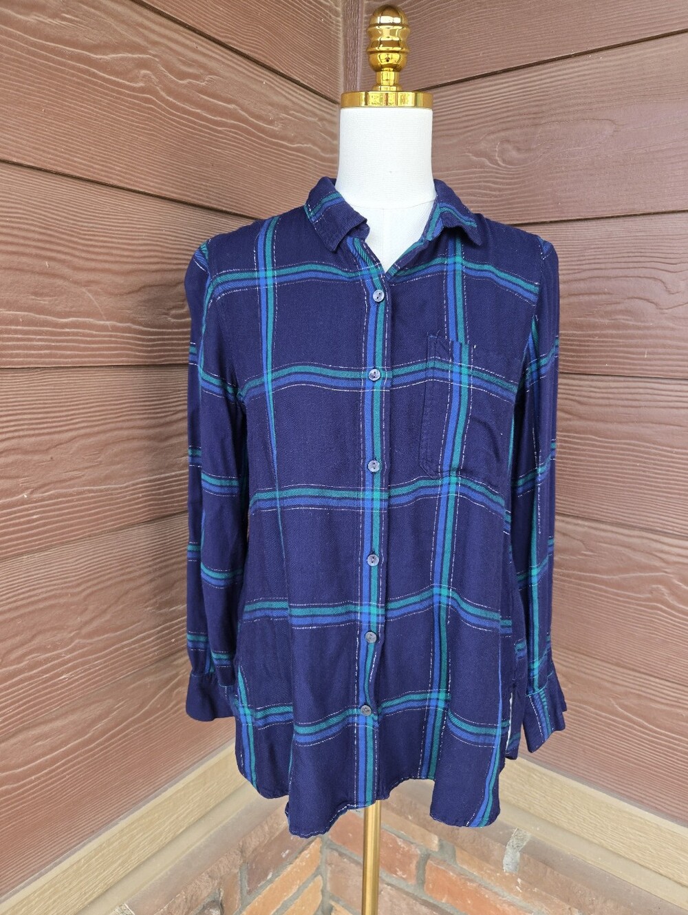 Old Navy Navy Blue & Green Plaid Button‑Front Shirt Women’s Medium